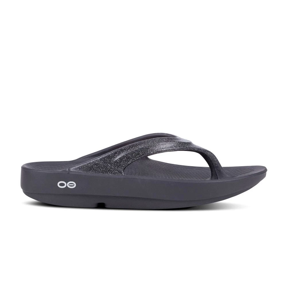 'OOFOS' Women's OOlala Luxe Thong - Glitter Black 3 'OOFOS' Women's OOlala Luxe Thong - Glitter Black