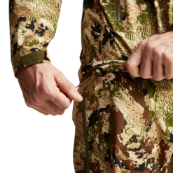 'Sitka' Men's Dew Point Jacket - Optifade Subalpine -Sports Shop Img SITKA BG 2021 50254 SA Mens Dew Point Jacket Optifade Subalpine 1000p Studio 0759 1024x1024@2x